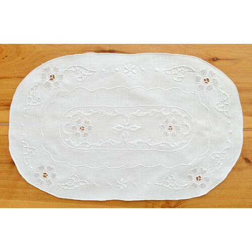 Brand New Vintage Linen Table Centre Ideal Wedding Gift 10" x 16"